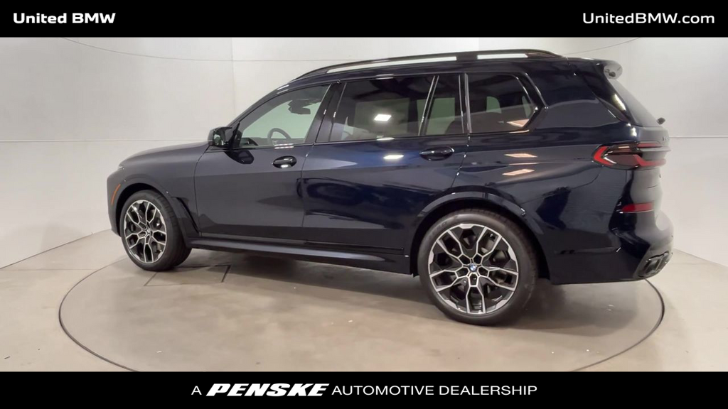 2025 BMW X7 M60i 6