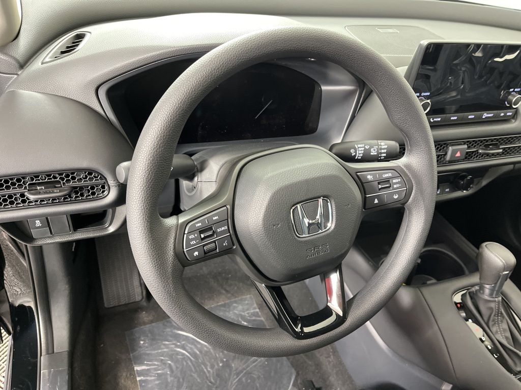 2025 Honda HR-V LX 25