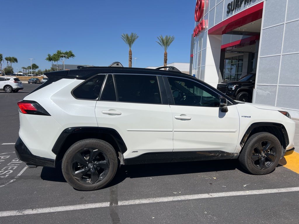 Thumbnail: 2020 Toyota RAV4 - 3