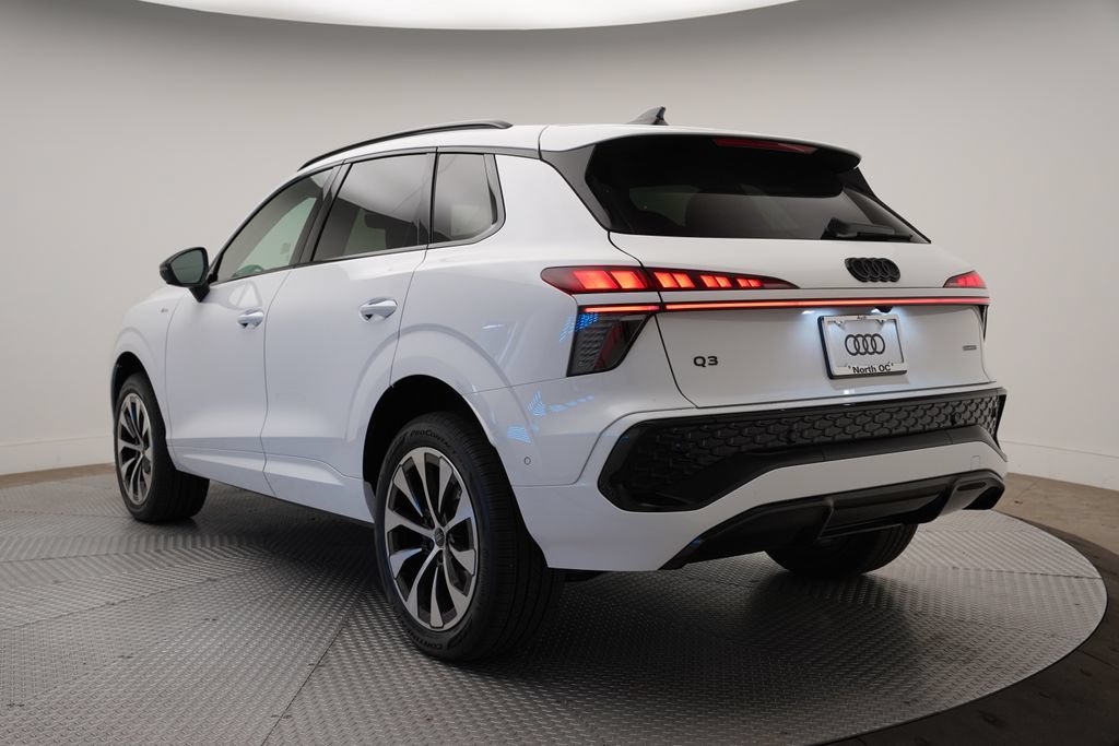 Thumbnail: 2026 Audi Q3 - 3