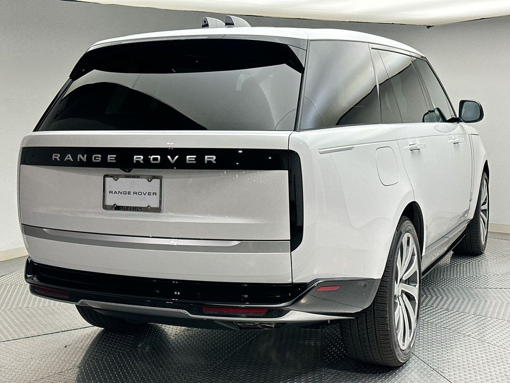 Thumbnail: 2025 Land Rover Range Rover - 3