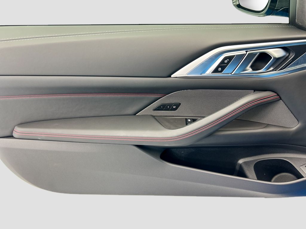 Thumbnail: 2025 BMW M4 - 23