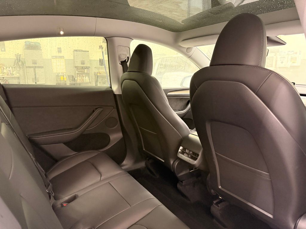 Thumbnail: 2023 Tesla Model Y - 24