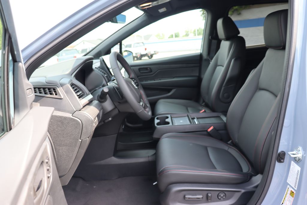 Thumbnail: 2027 Honda Odyssey - 29