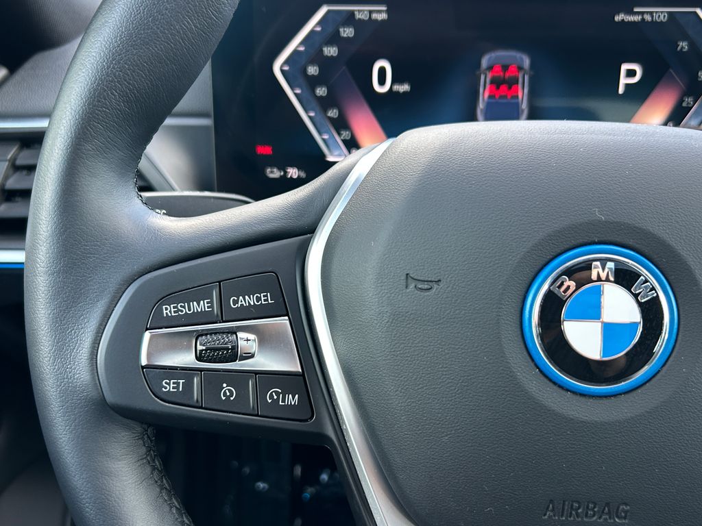 Thumbnail: 2023 BMW i4 - 19
