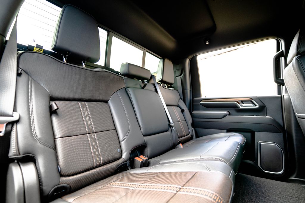 2026 Chevrolet Silverado 2500 HD High Country - Photo 54