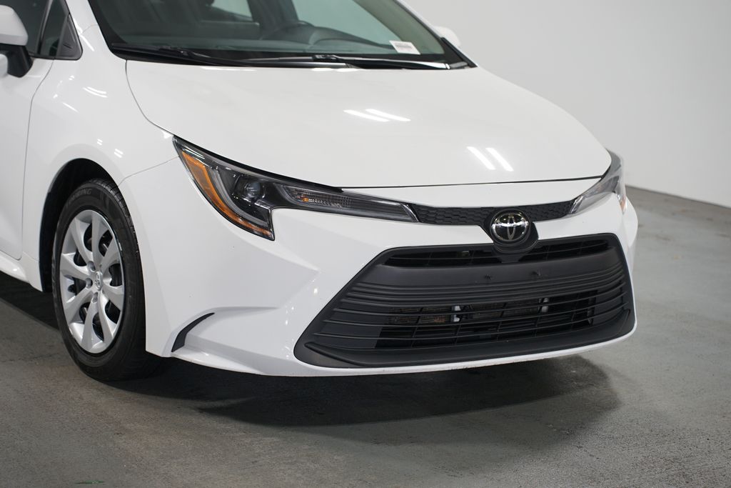 Thumbnail: 2023 Toyota Corolla - 4