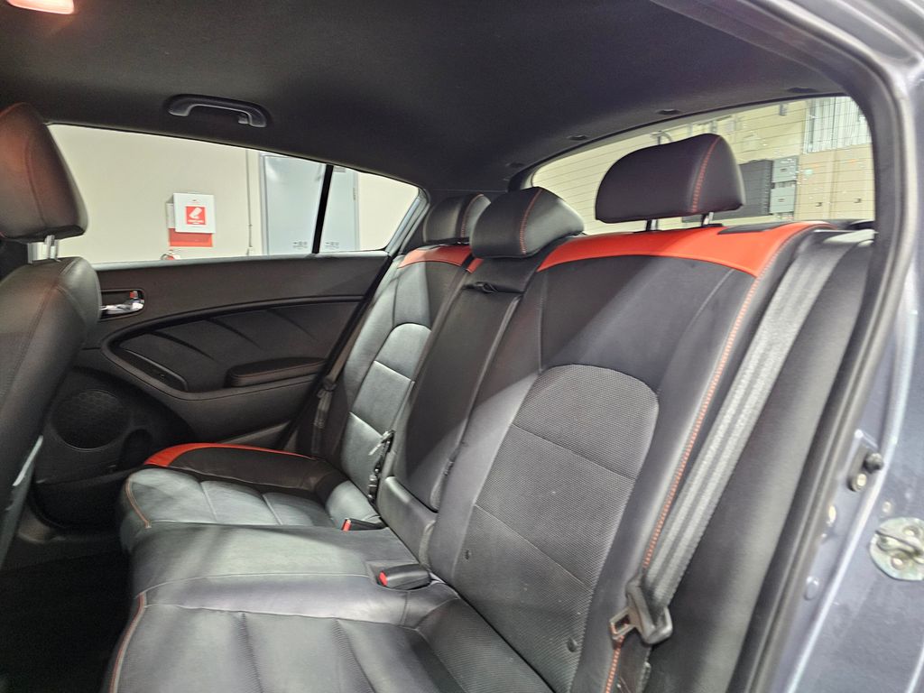 Used 2018 Gray Kia SX image 15