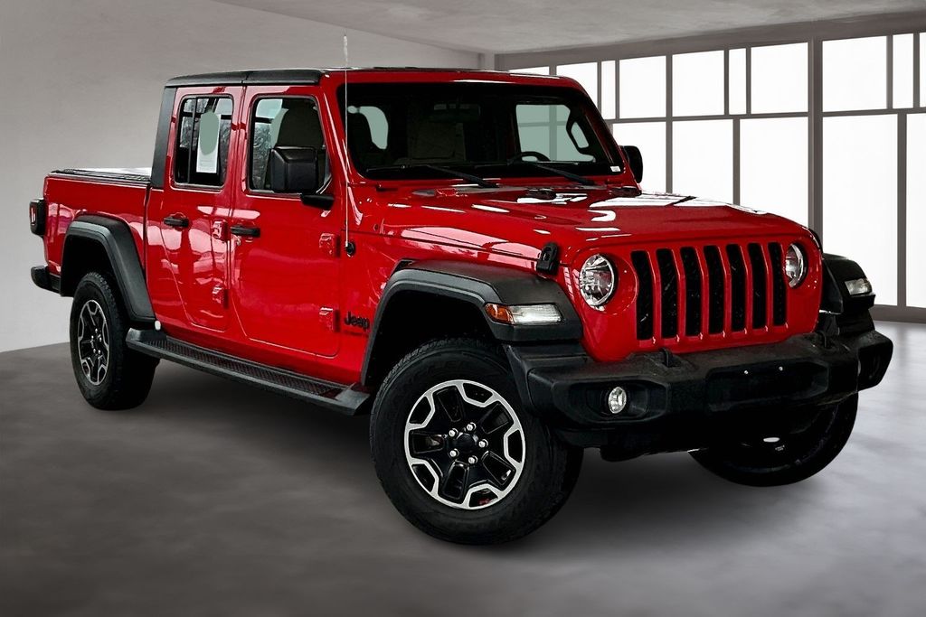 Used 2020 Red Jeep Sport image 13