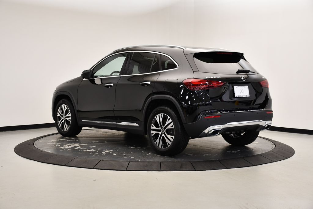 2025 Mercedes-Benz GLA 250 4MATIC 3