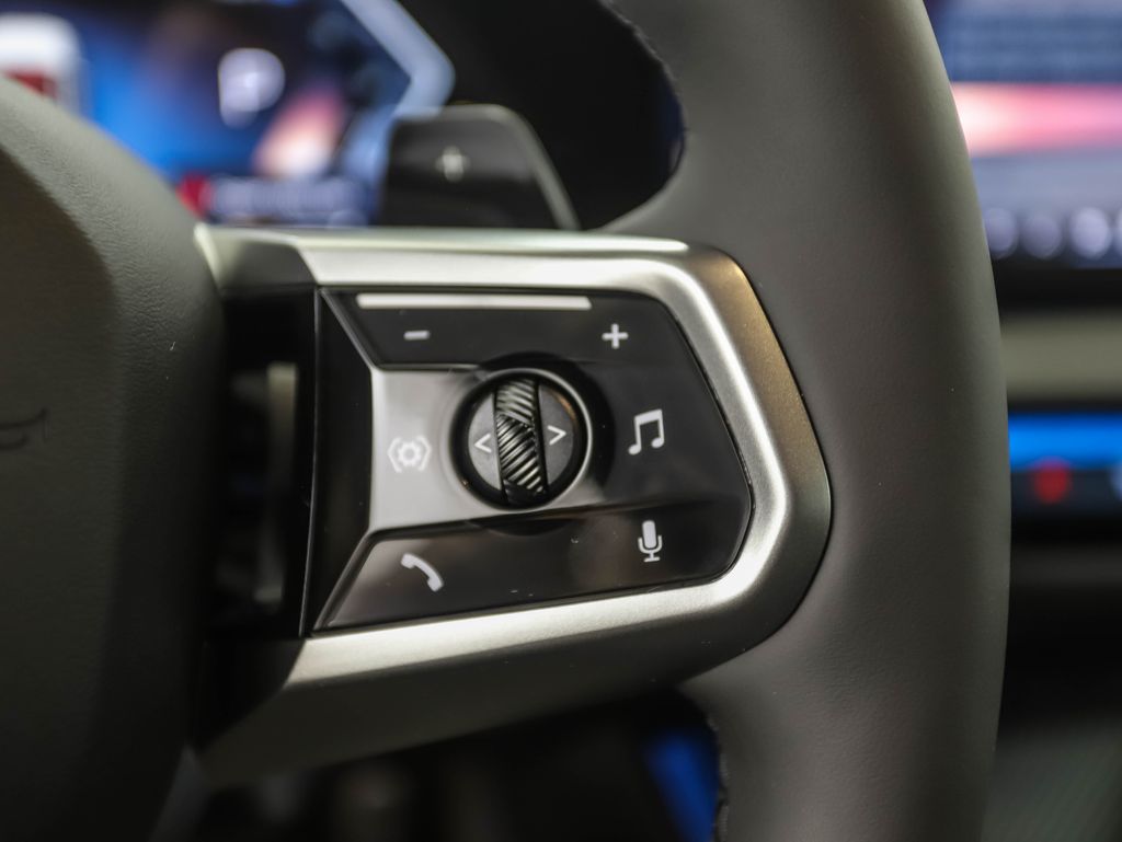 Thumbnail: 2026 BMW X3 - 13