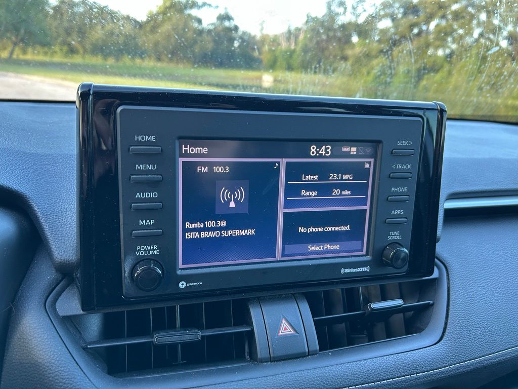 Thumbnail: 2022 Toyota RAV4 - 23