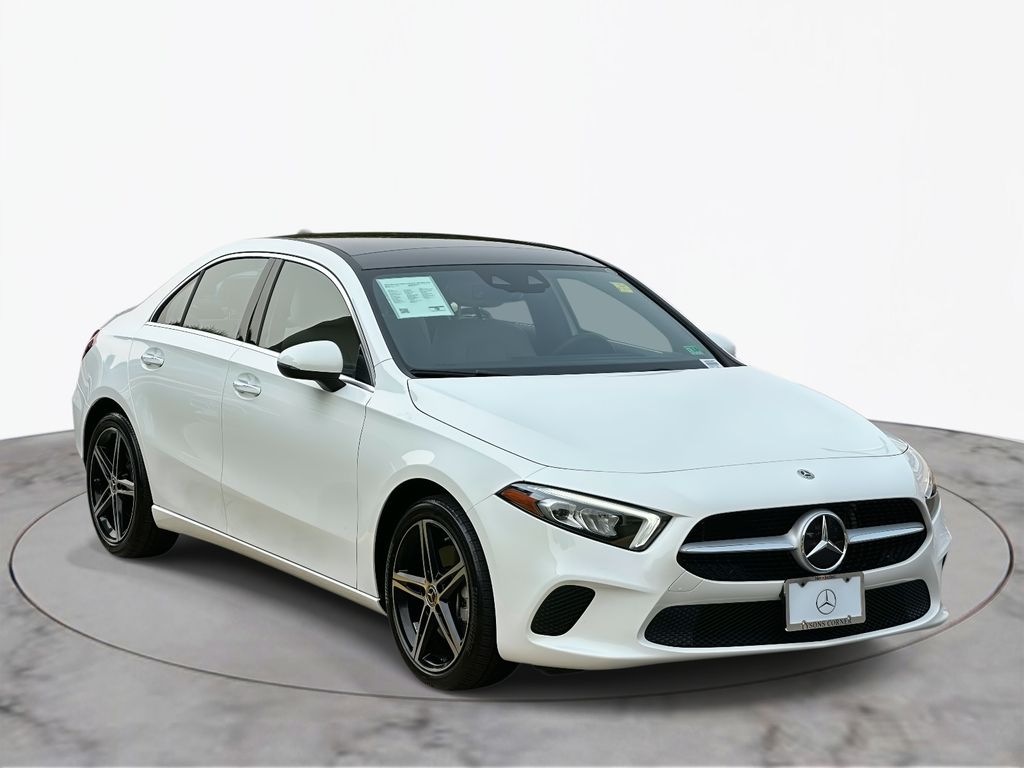 2022 Mercedes-Benz A-Class A 220 4MATIC 3