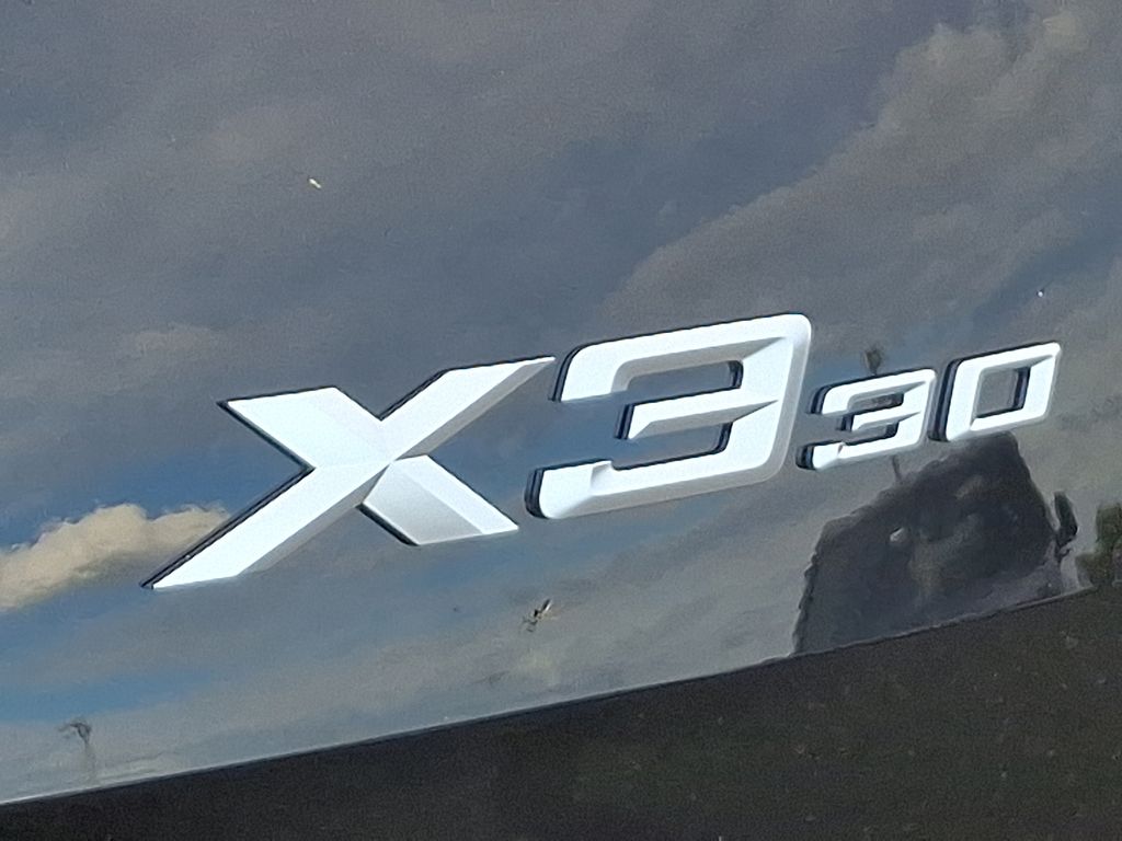 Thumbnail: 2026 BMW X3 - 11