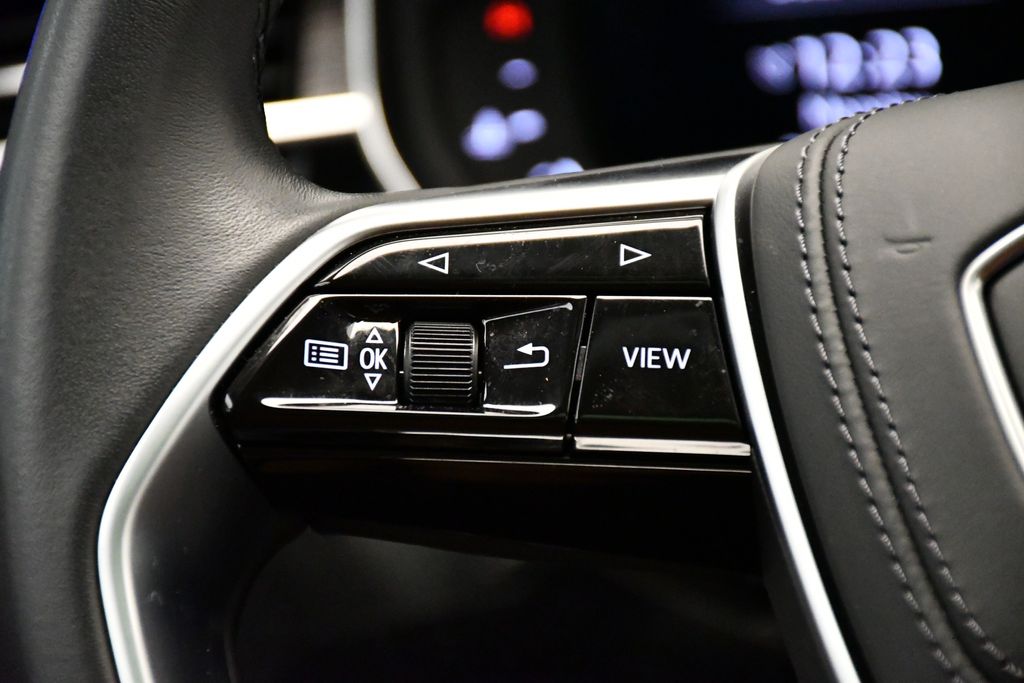 Thumbnail: 2024 Audi A8 - 24
