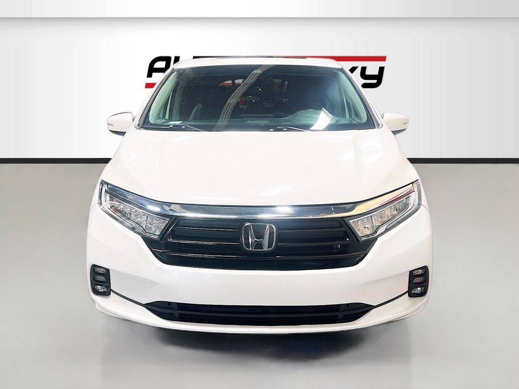Used 2024 White Honda EX-L image 2