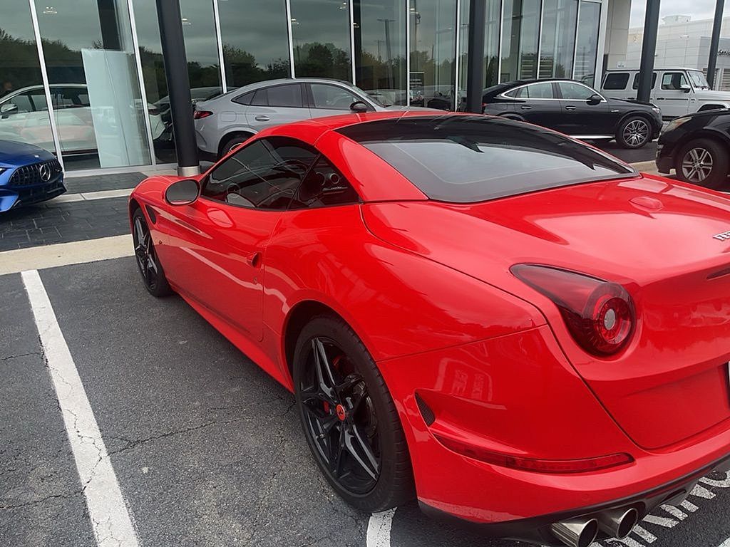 Thumbnail: 2016 Ferrari California - 6