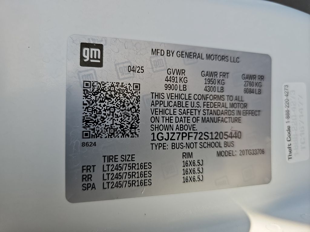 Used 2025 GMC Savana 3500 Van