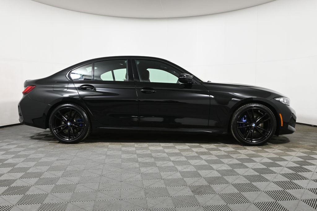 Thumbnail: 2024 BMW 3 Series - 8