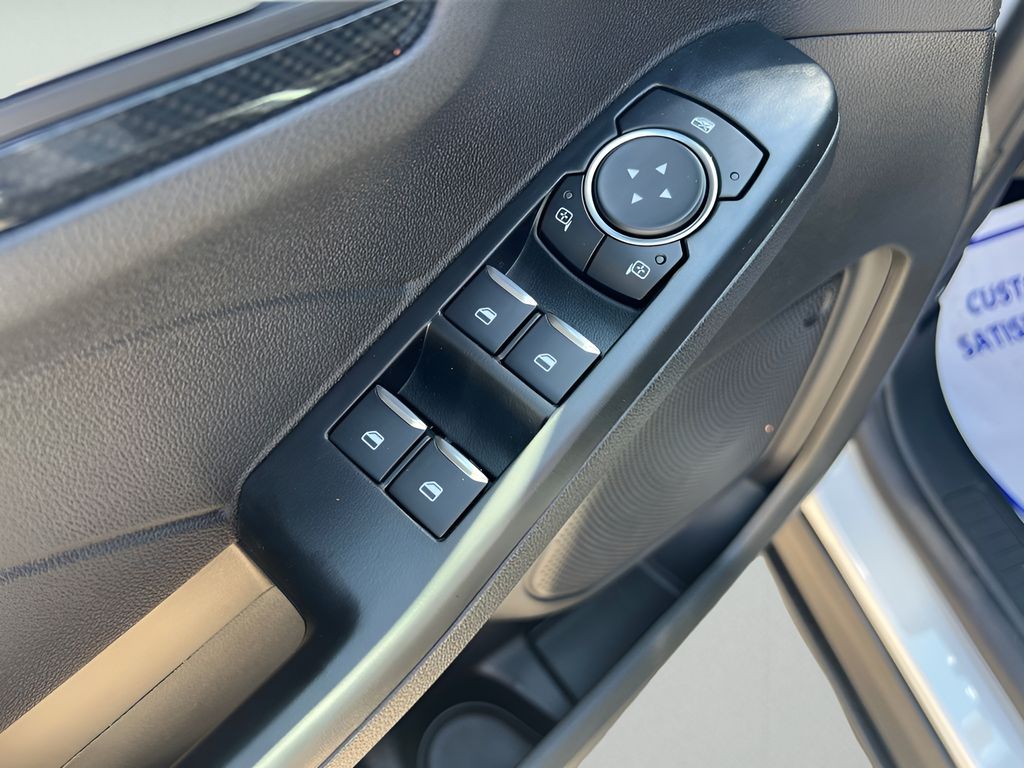 2025 Ford Escape Hybrid