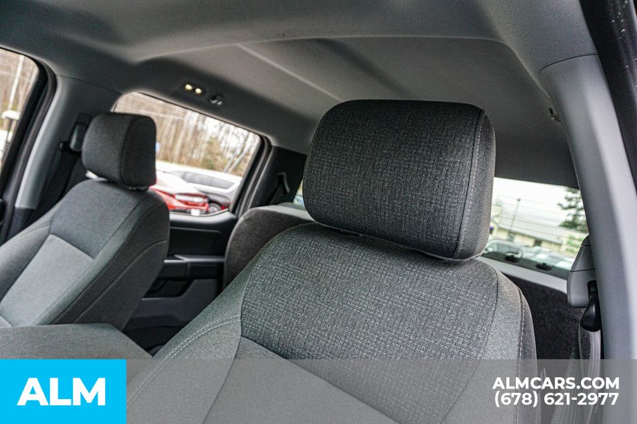 Used 2025 Gray Ford XLT image 18