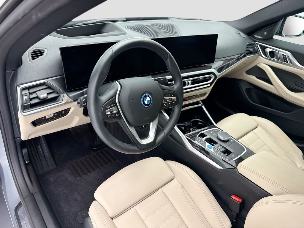 Thumbnail: 2023 BMW i4 - 9