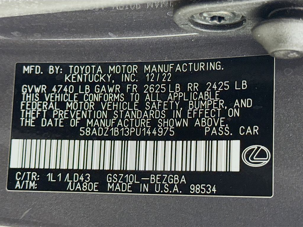 Thumbnail: 2023 Lexus ES - 32