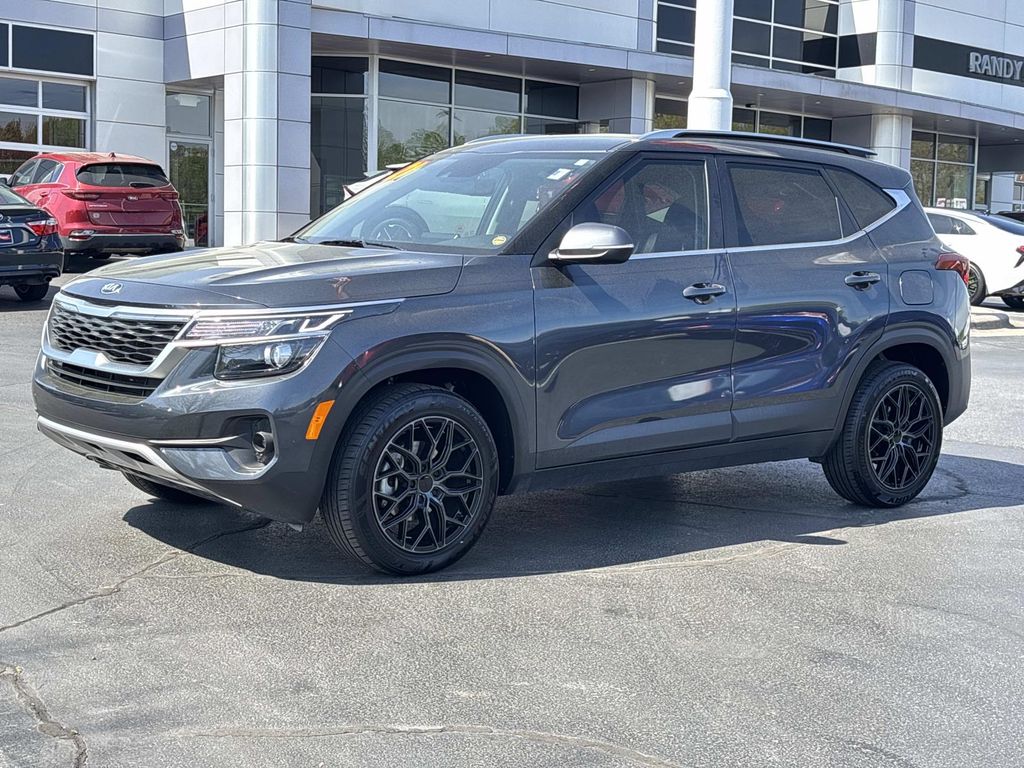 Gravity Gray 2021 Kia Seltos S FWD SUV / Crossover Front-Wheel Drive Continuously Variable Transmission