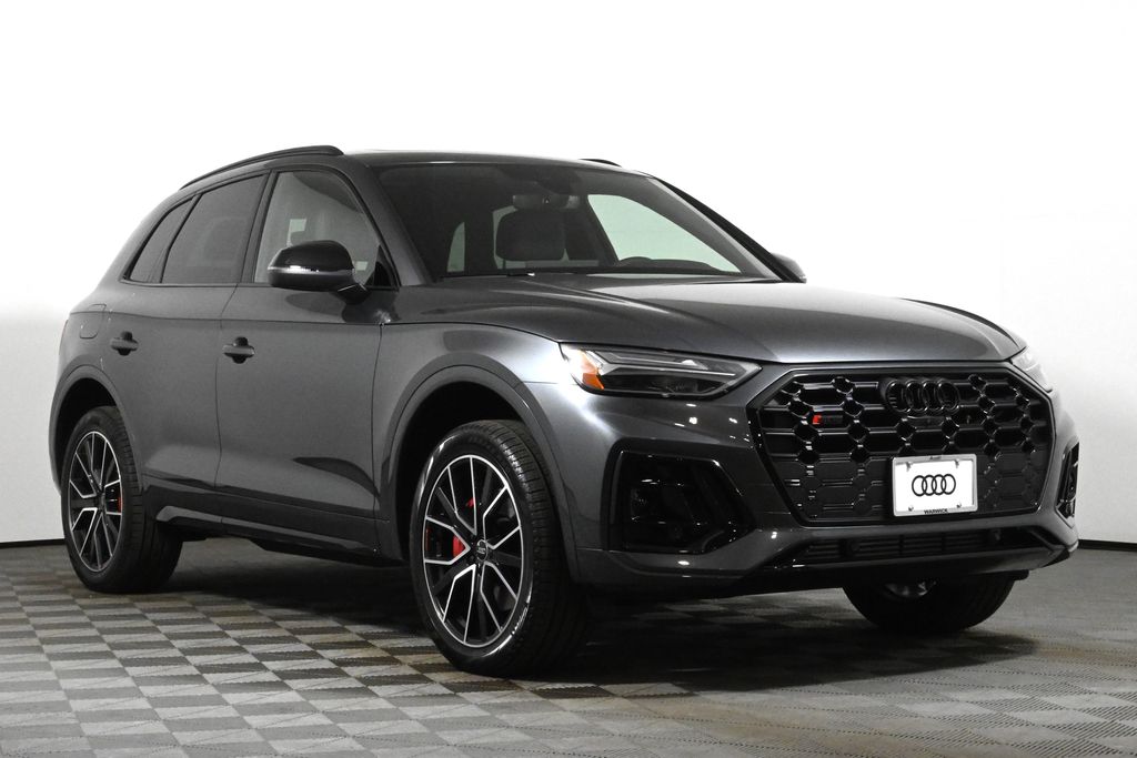 2025 Audi SQ5  9