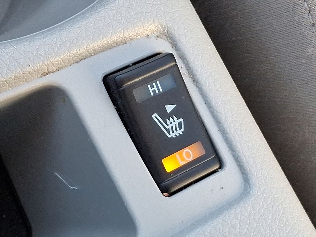 Thumbnail: 2021 Nissan Rogue Sport - 27