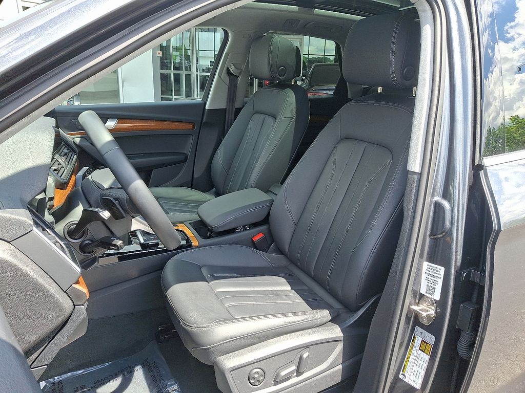 2023 Audi Q5 e Premium 13