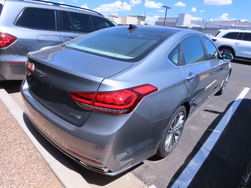 Thumbnail: 2015 Hyundai Genesis - 4