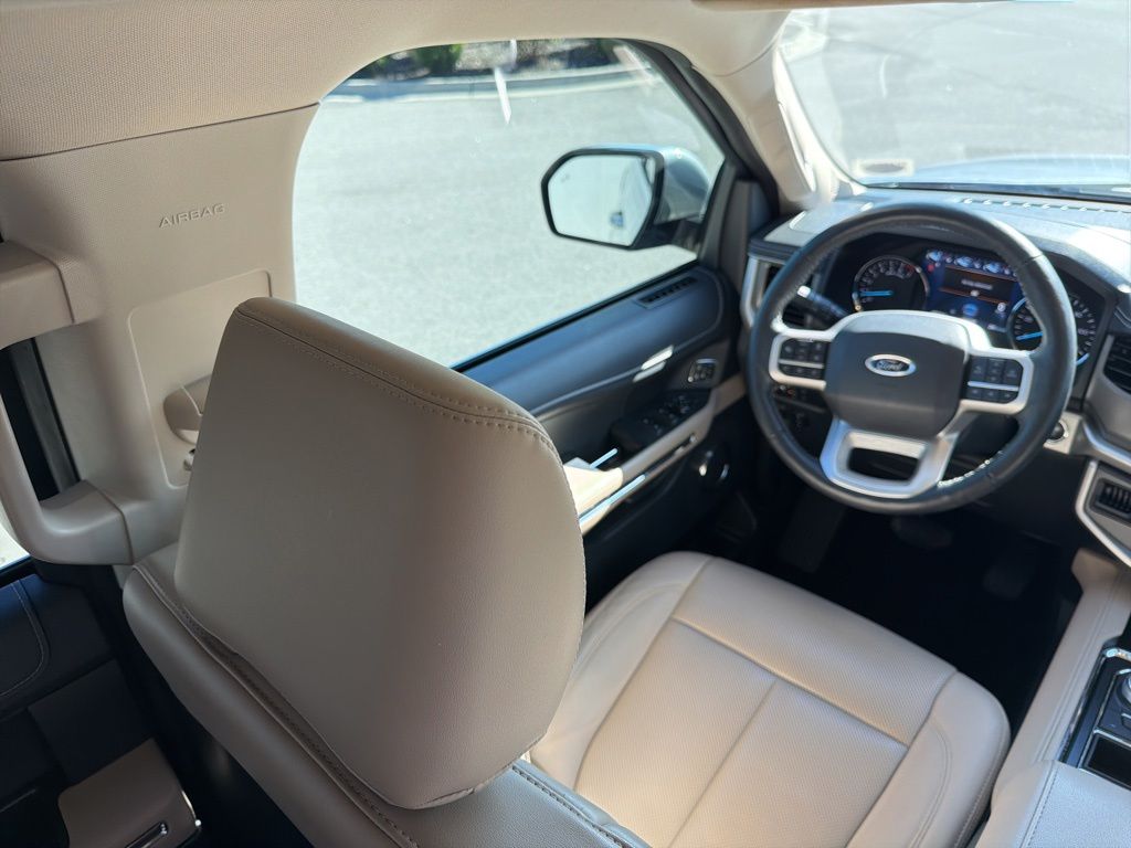 2022 Ford Expedition XLT