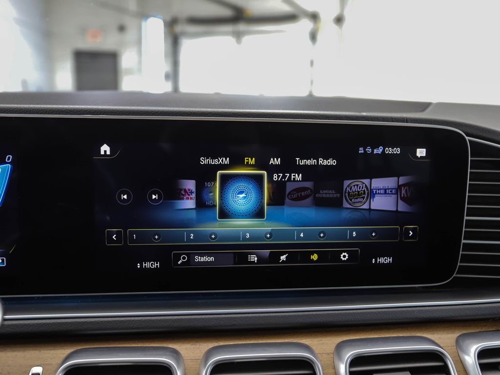 Thumbnail: 2021 Mercedes-Benz GLE - 17