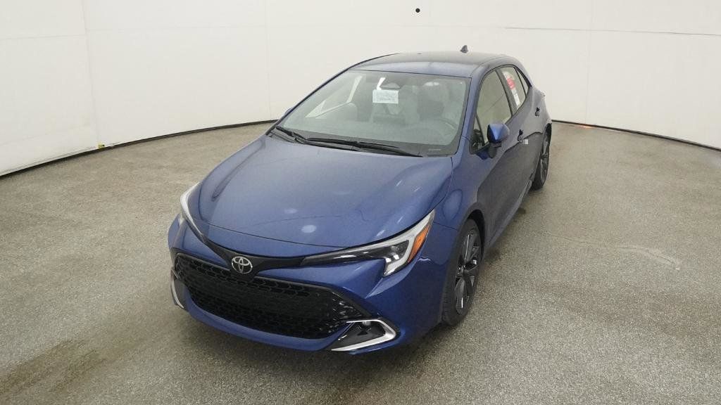 Thumbnail: 2025 Toyota Corolla - 14