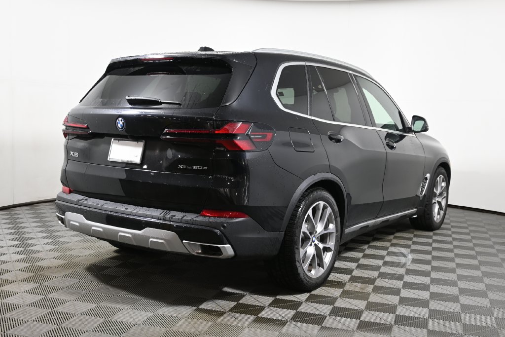 Thumbnail: 2026 BMW X5 - 7