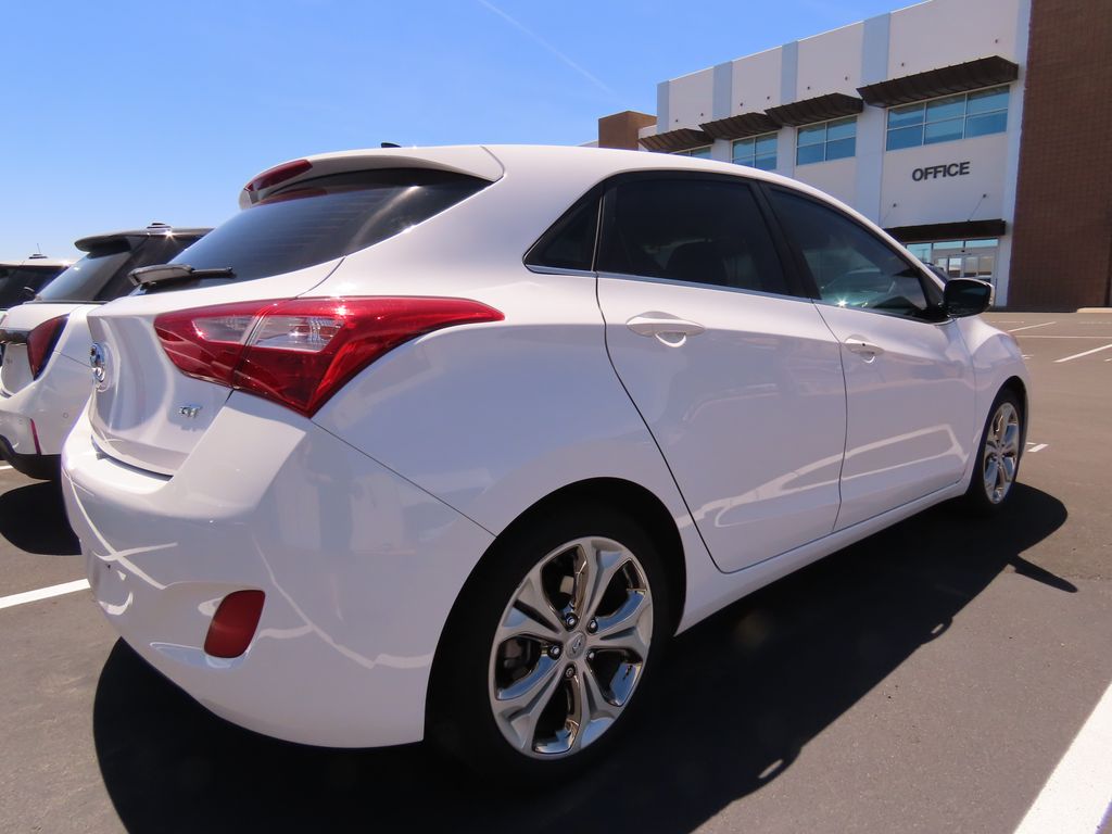 2013 Hyundai Elantra Base 3