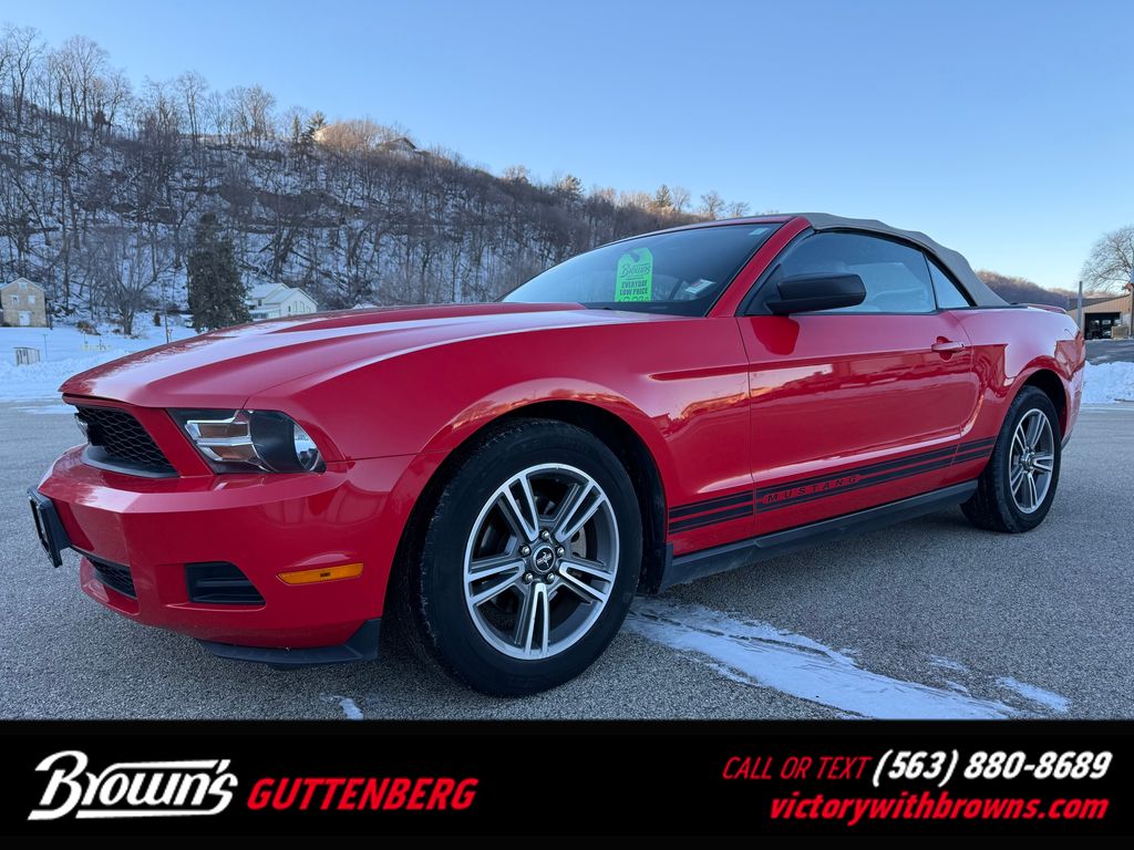 2010 Ford Mustang V6 Convertible RWD