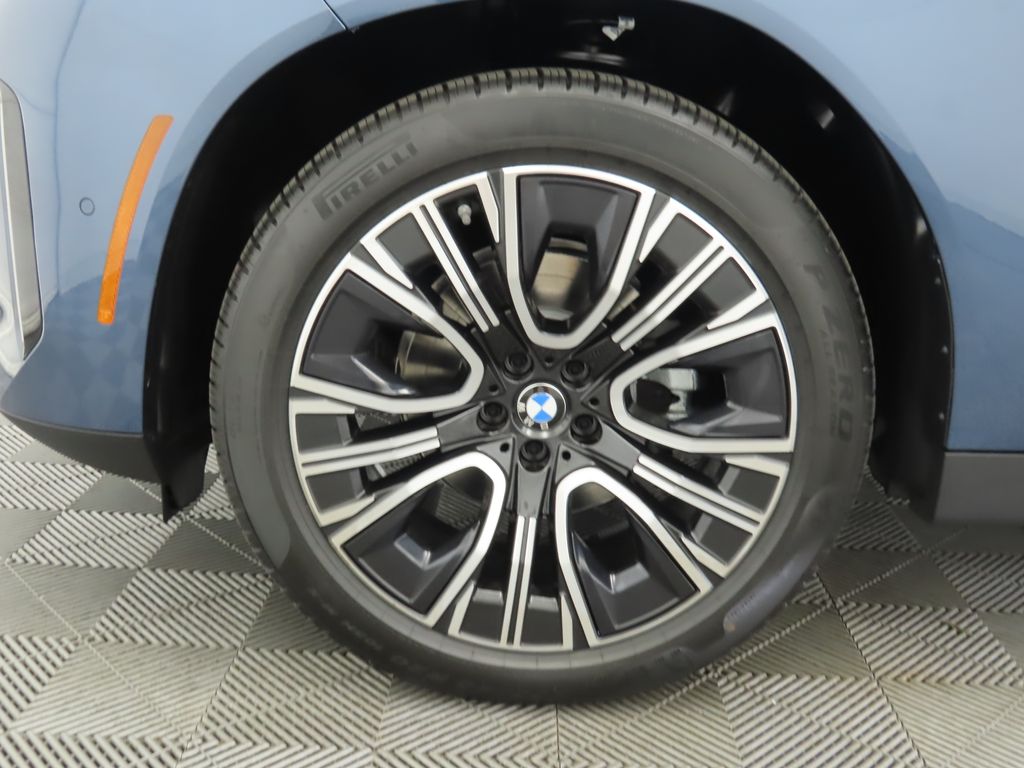 Thumbnail: 2025 BMW X3 - 32