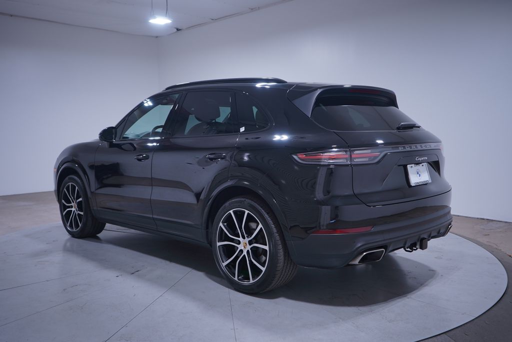 Thumbnail: 2022 Porsche Cayenne - 3