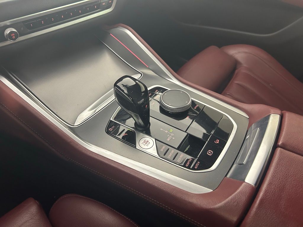 2021 BMW X6 xDrive40i 14