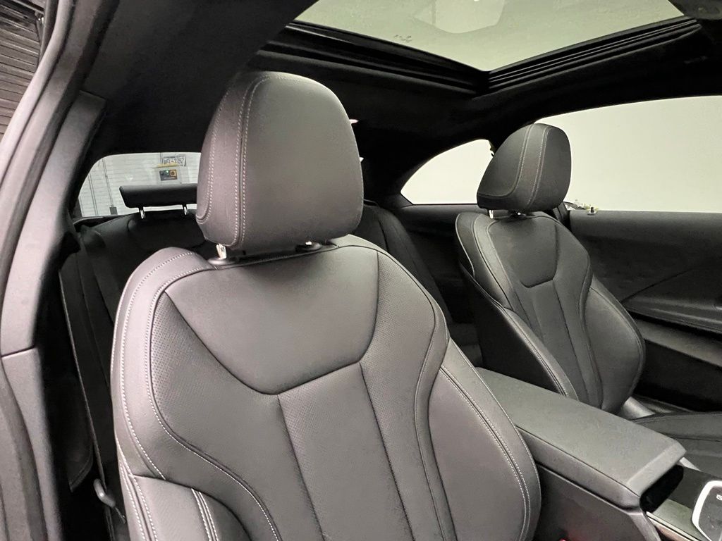 Thumbnail: 2024 BMW 2 Series - 7