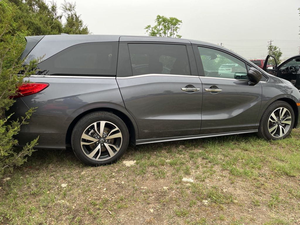 2024 Honda Odyssey Touring 3