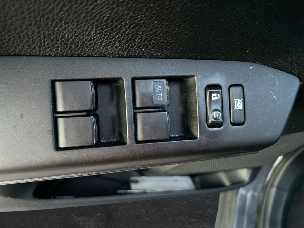 Thumbnail: 2017 Toyota RAV4 - 12