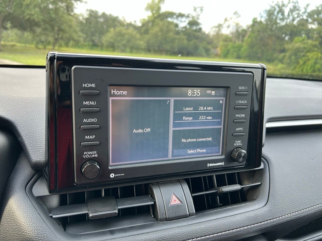 Thumbnail: 2021 Toyota RAV4 - 24