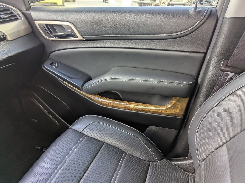 used 2016 GMC Yukon XL car, priced at $20,991