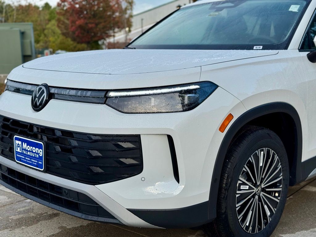 New 2025 White Volkswagen 2.0T S image 4