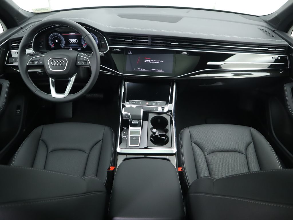 2025 Audi Q7  14