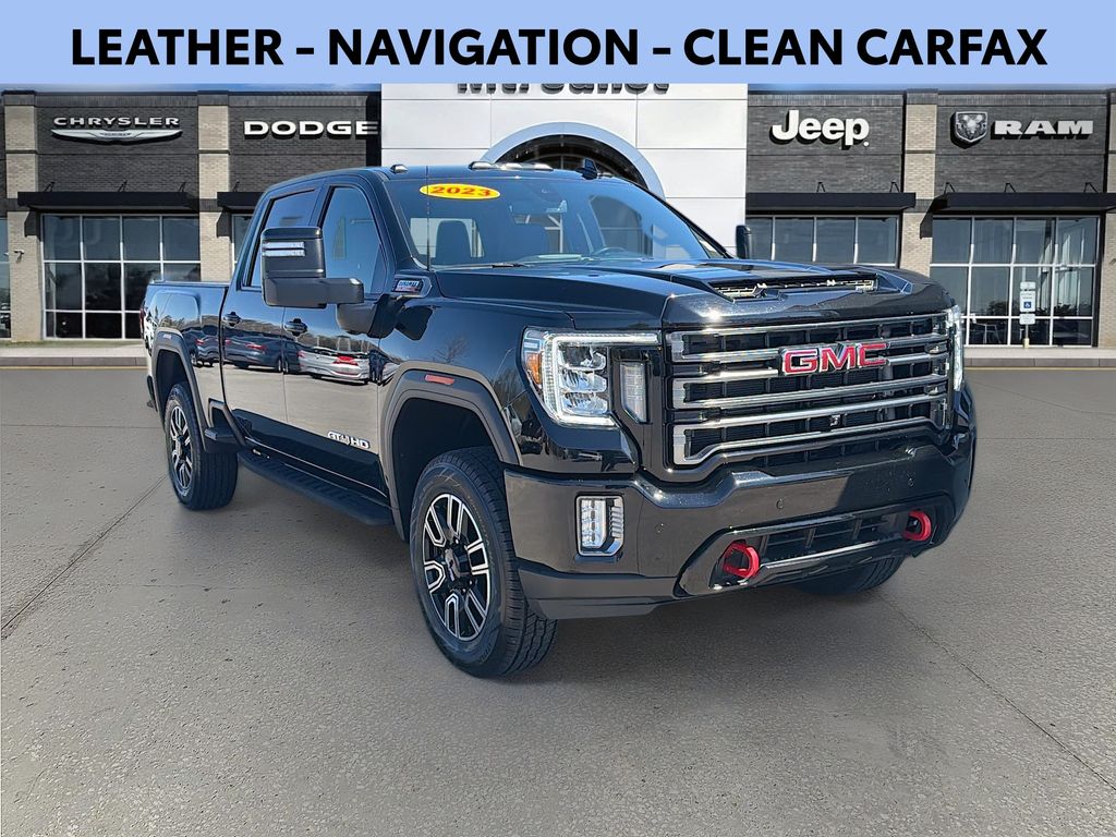 2023 GMC Sierra 2500HD AT4 Crew Cab 4WD