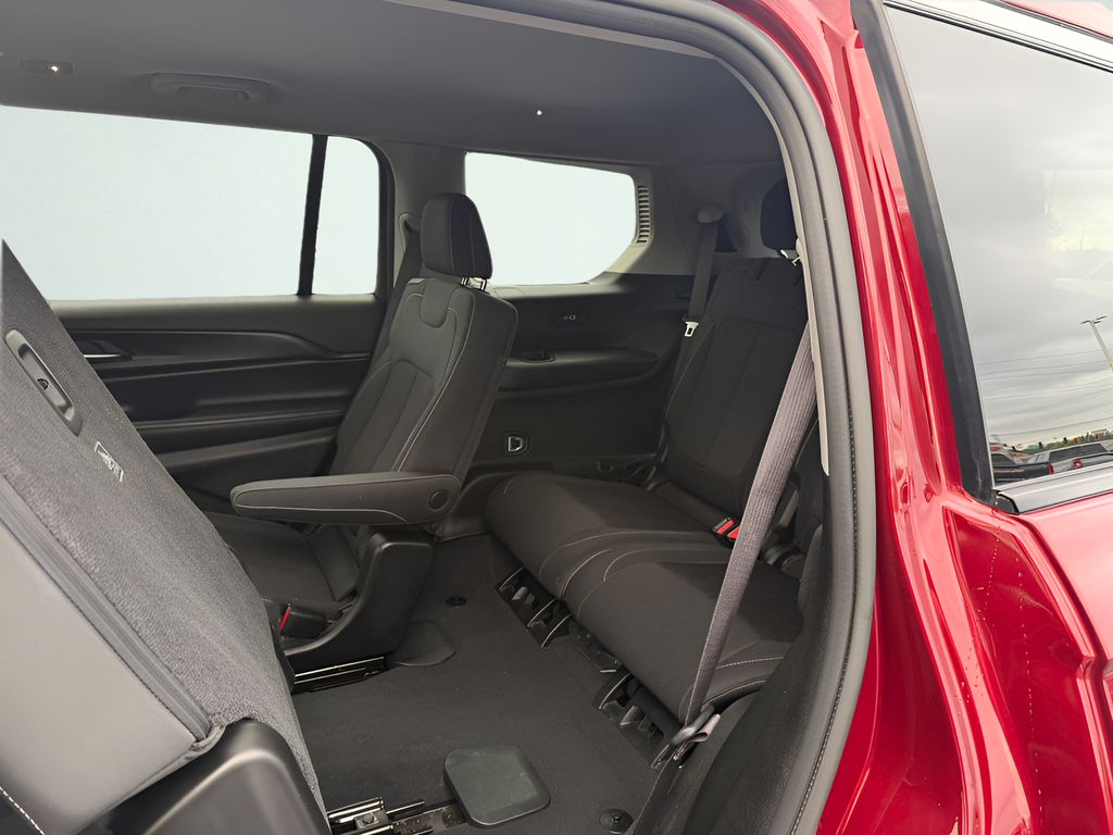 Used 2023 Jeep Grand Cherokee L SUV